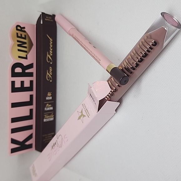 JEFFREESTAR FULL PIGMENT LIP GLOSS and TOO FACED EYE LINER (NIB) - Picture 1 of 5